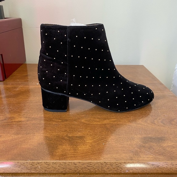 Stuffed block heel velvet booties - Picture 4 of 4